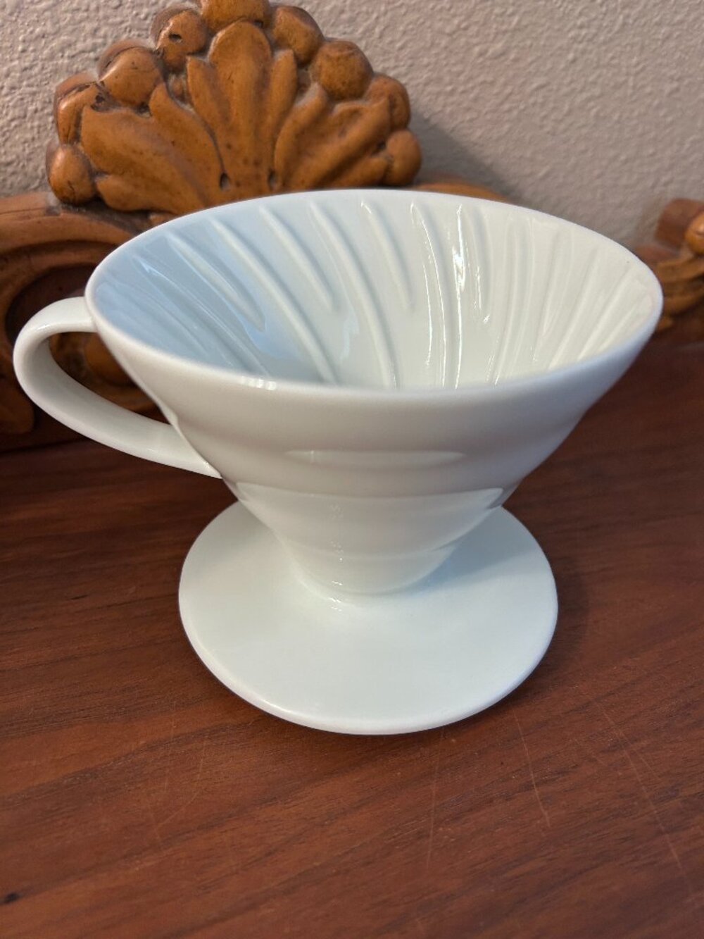 White Porcelain/Ceramic drip coffee filter